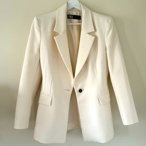 Zara Buttoned Tailored Blazer Écru size Medium